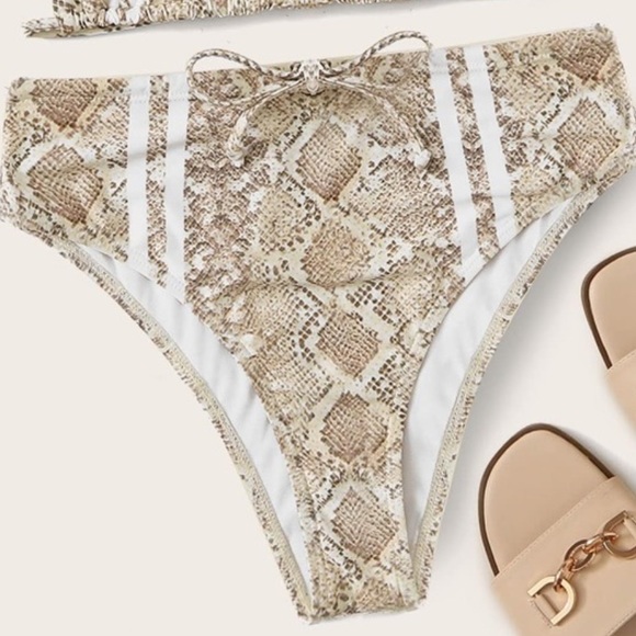 Snakeskin high waist bikini - Picture 2 of 4